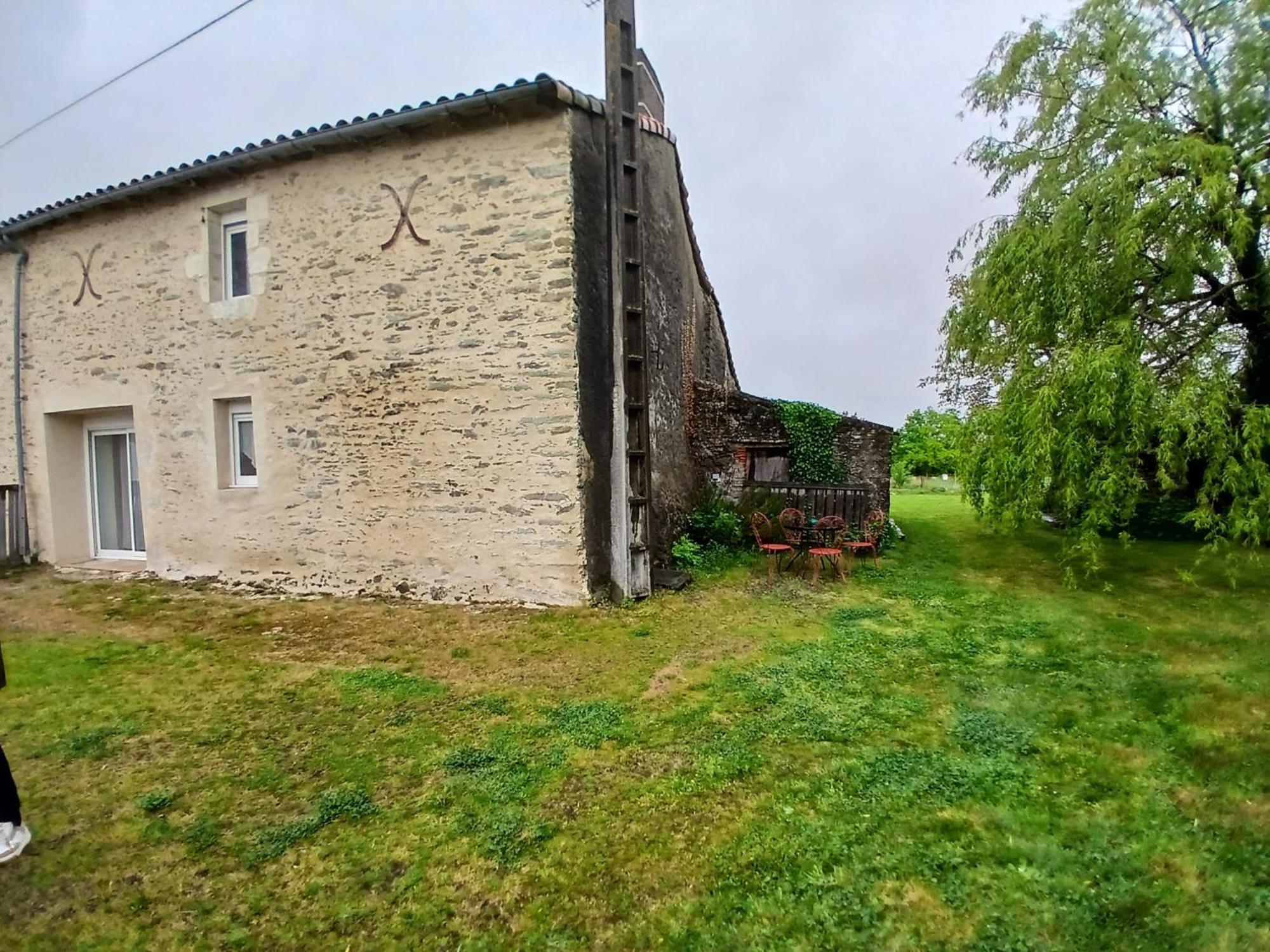 Gite Blonimael Vendrennes Kültér fotó
